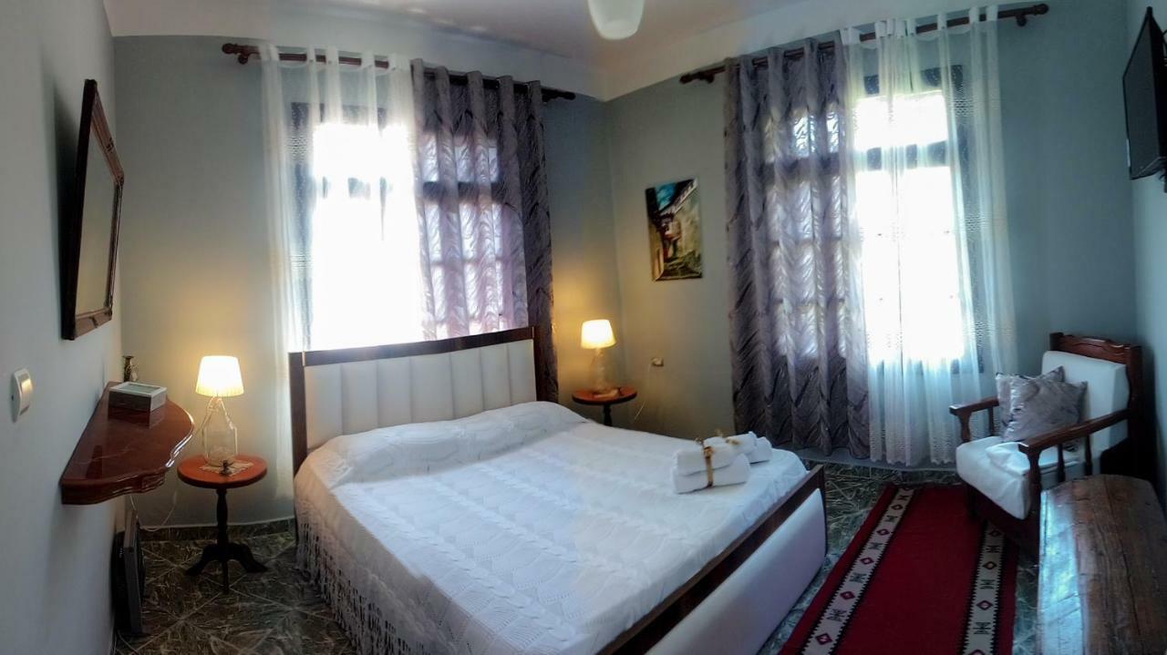 Mishel Gjestgiverier Berat